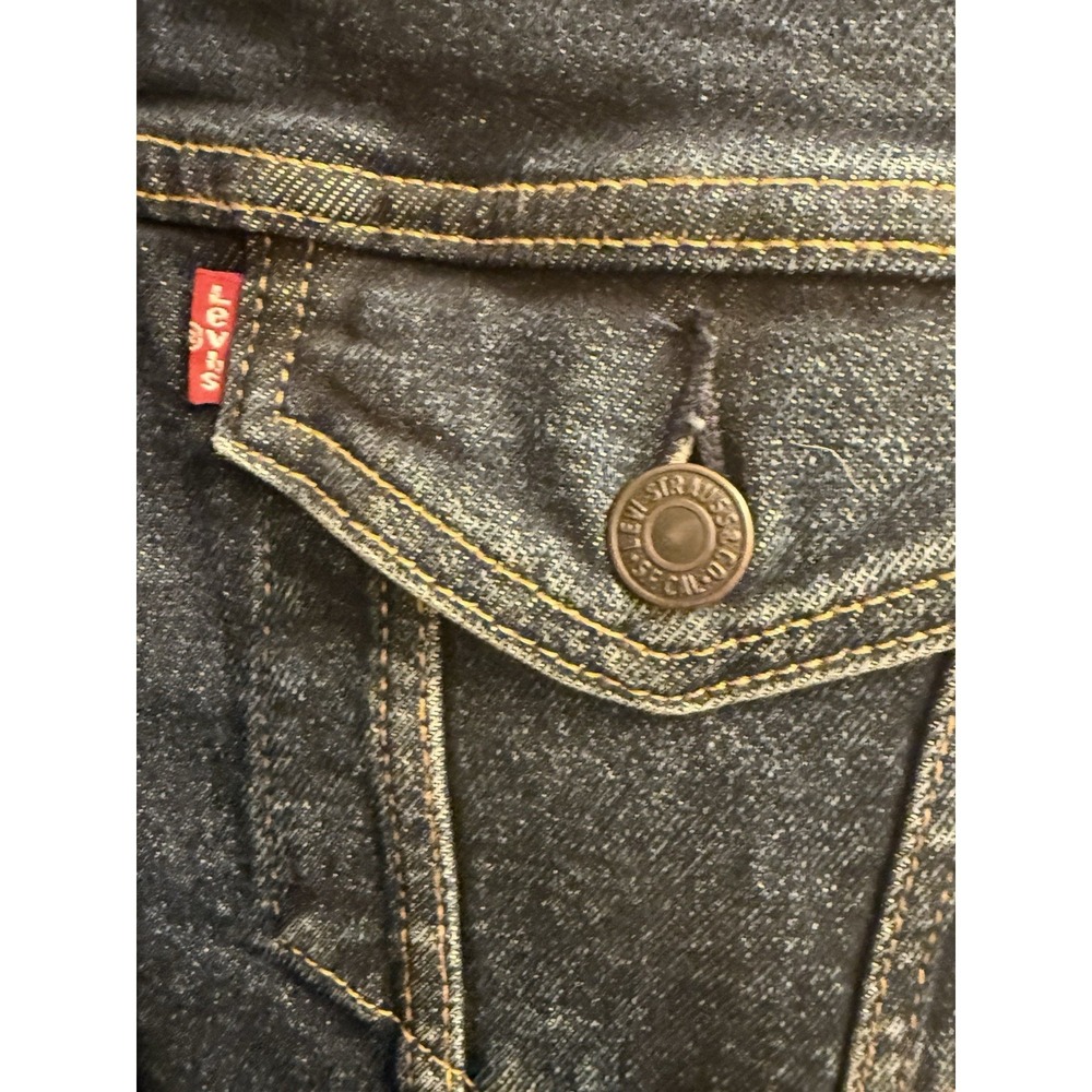 Levi's Denim Trucker Jacket Mens Medium Dark Indigo Stonewash EUC - Picture 2 of 9